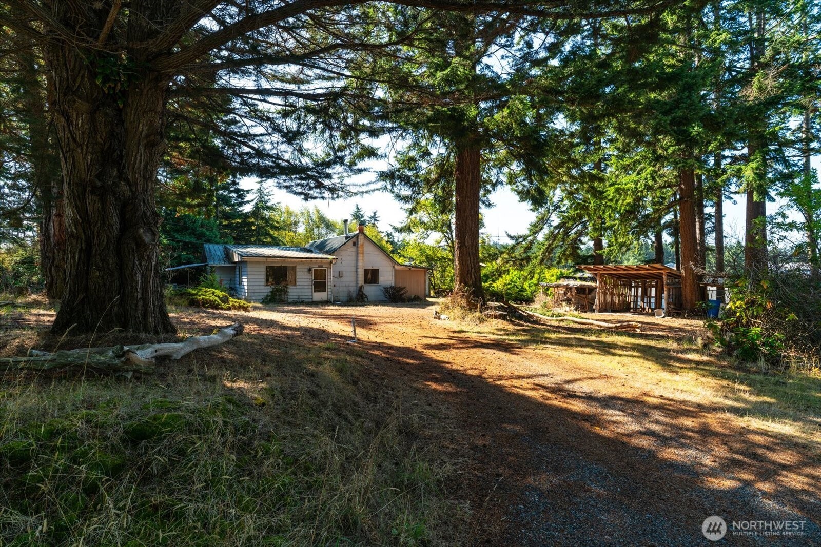 1521 NW Crosby Avenue