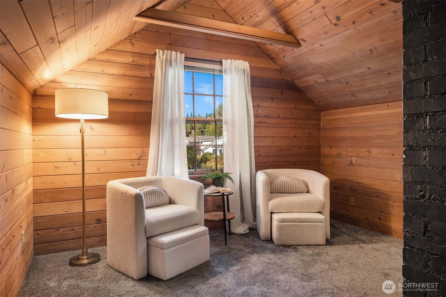 9304 Fauntleroy Way SW