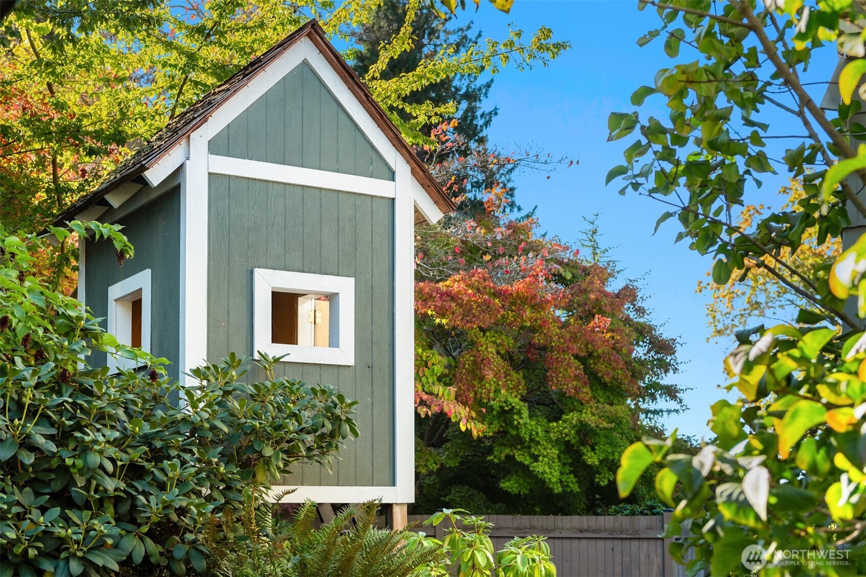 9304 Fauntleroy Way SW