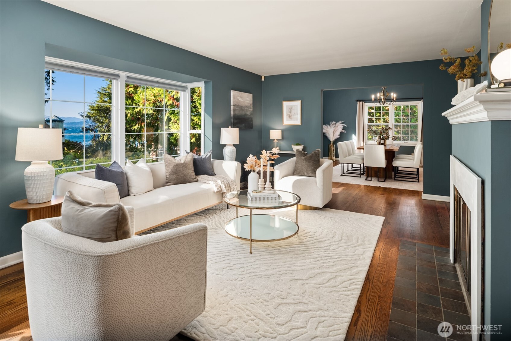 9304 Fauntleroy Way SW