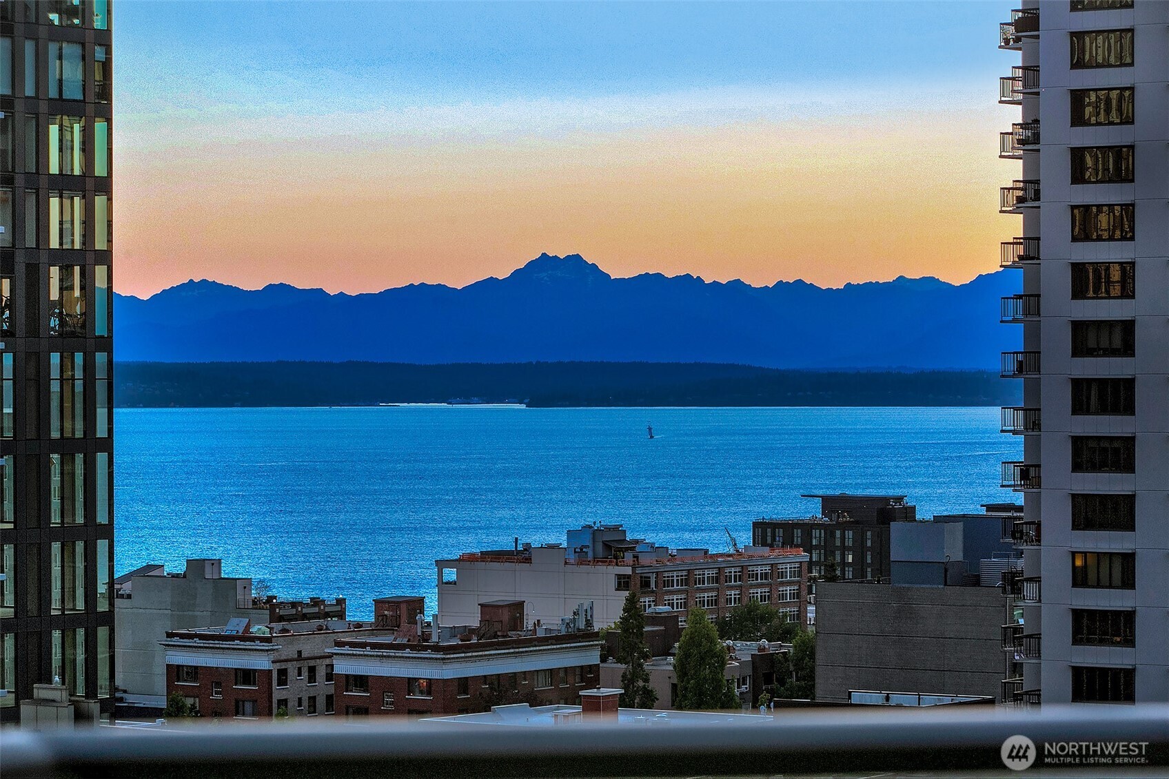 1920 4th Avenue Unit: 1702