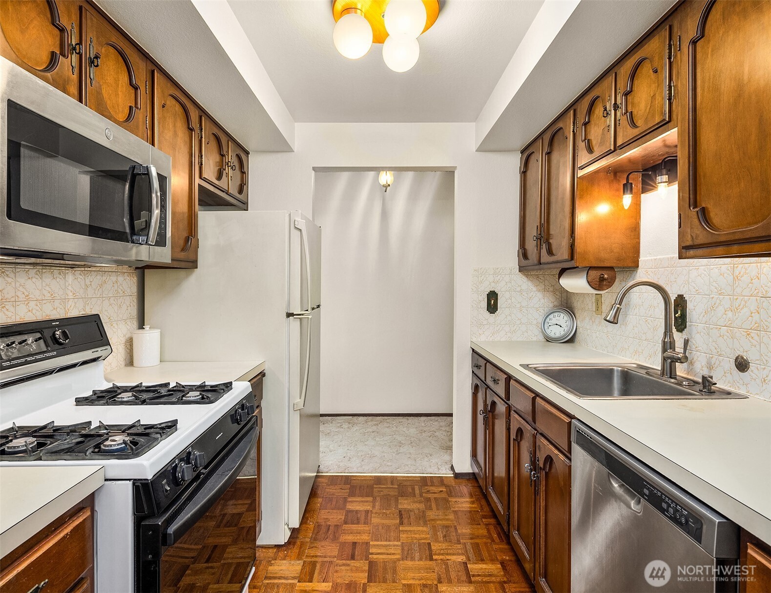 335 3rd Avenue S Unit: 203