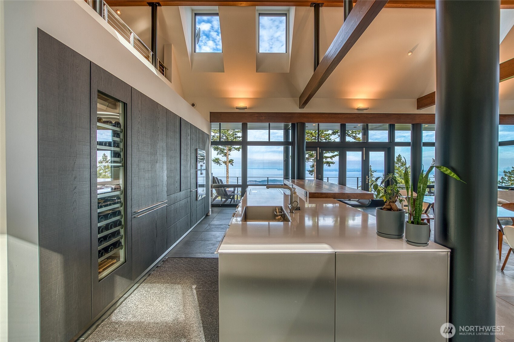 217 Roberts Point Trail
