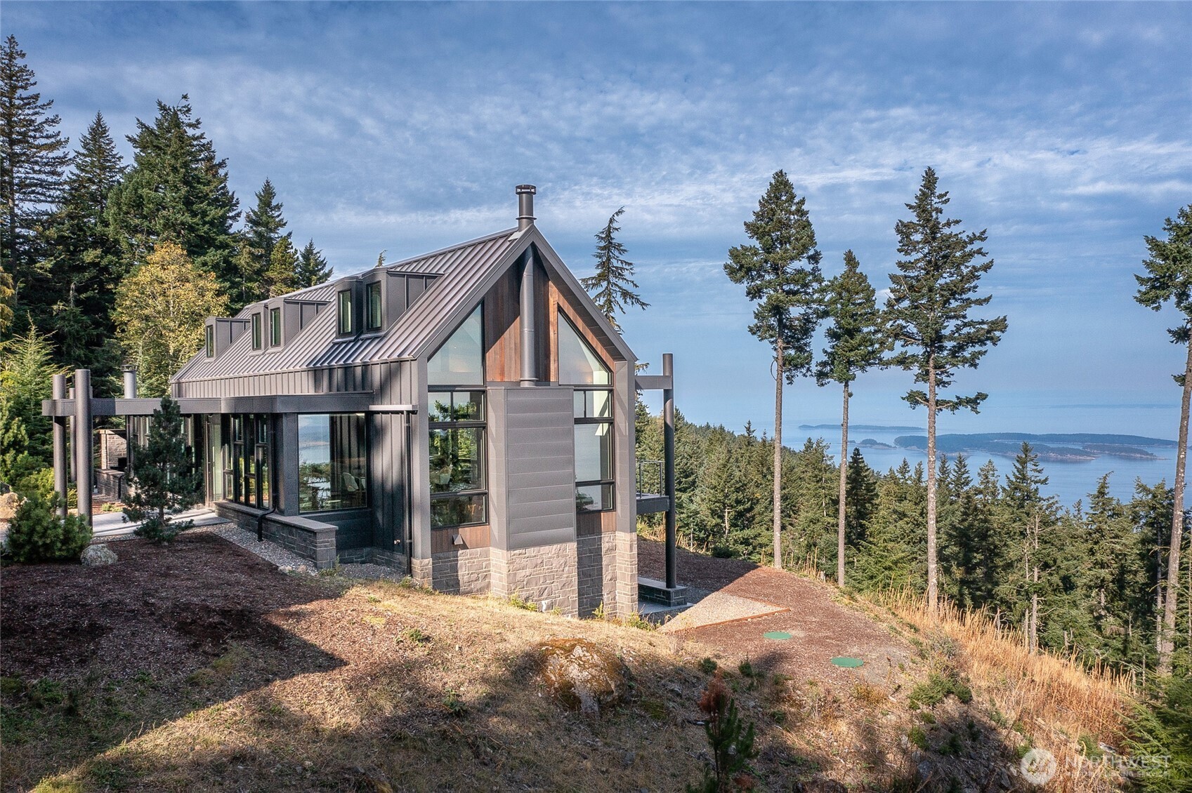 217 Roberts Point Trail