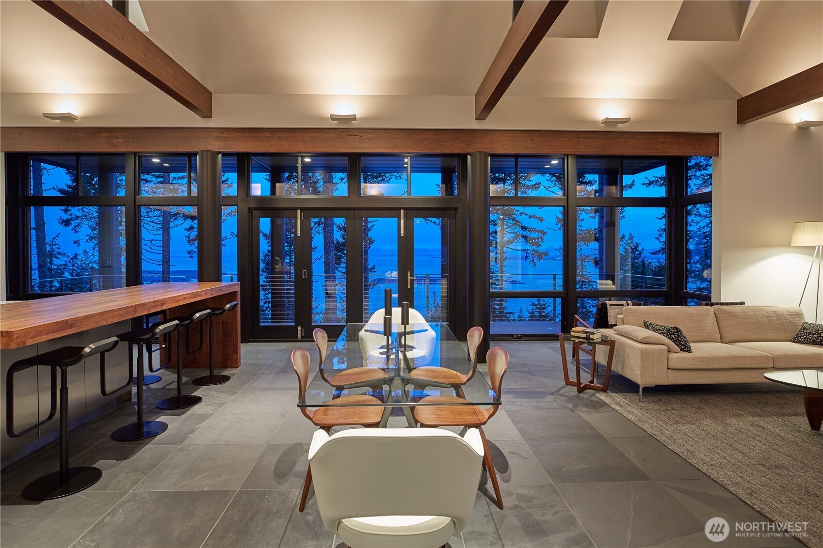 217 Roberts Point Trail