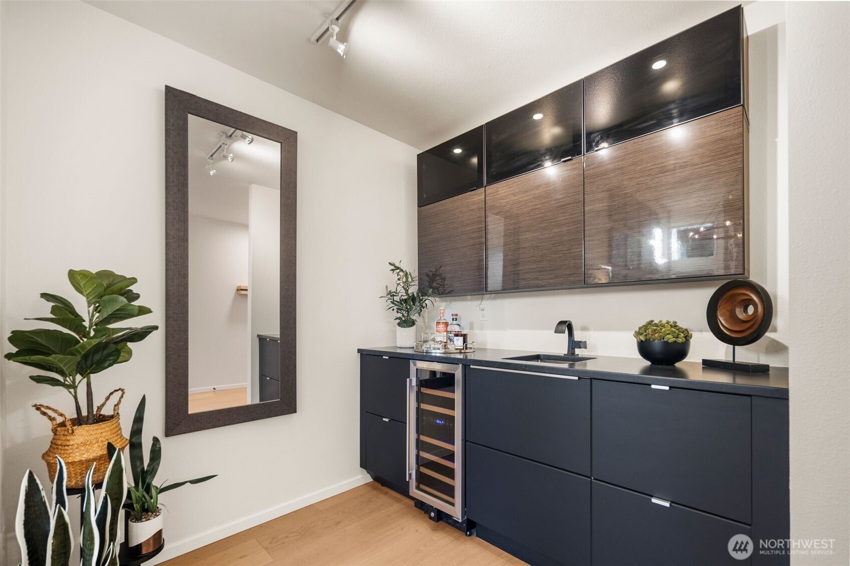 3020 64th Avenue SW Unit: B