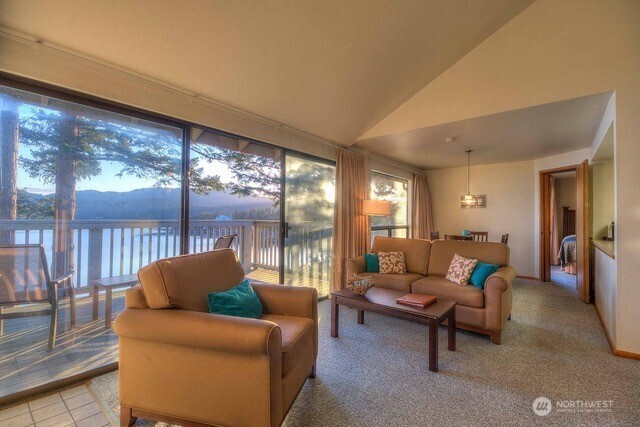 2087 Rosario Road