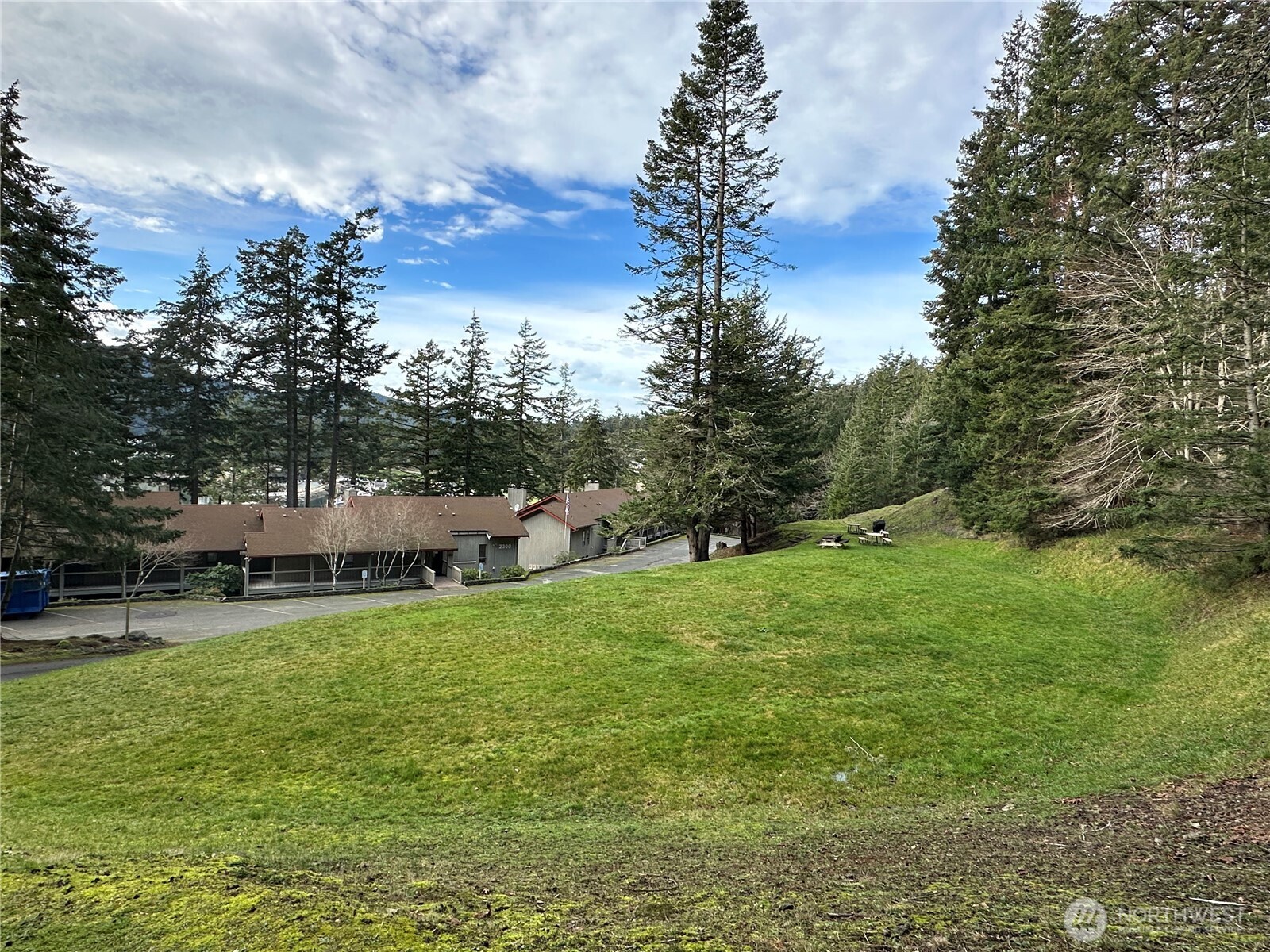 2087 Rosario Road