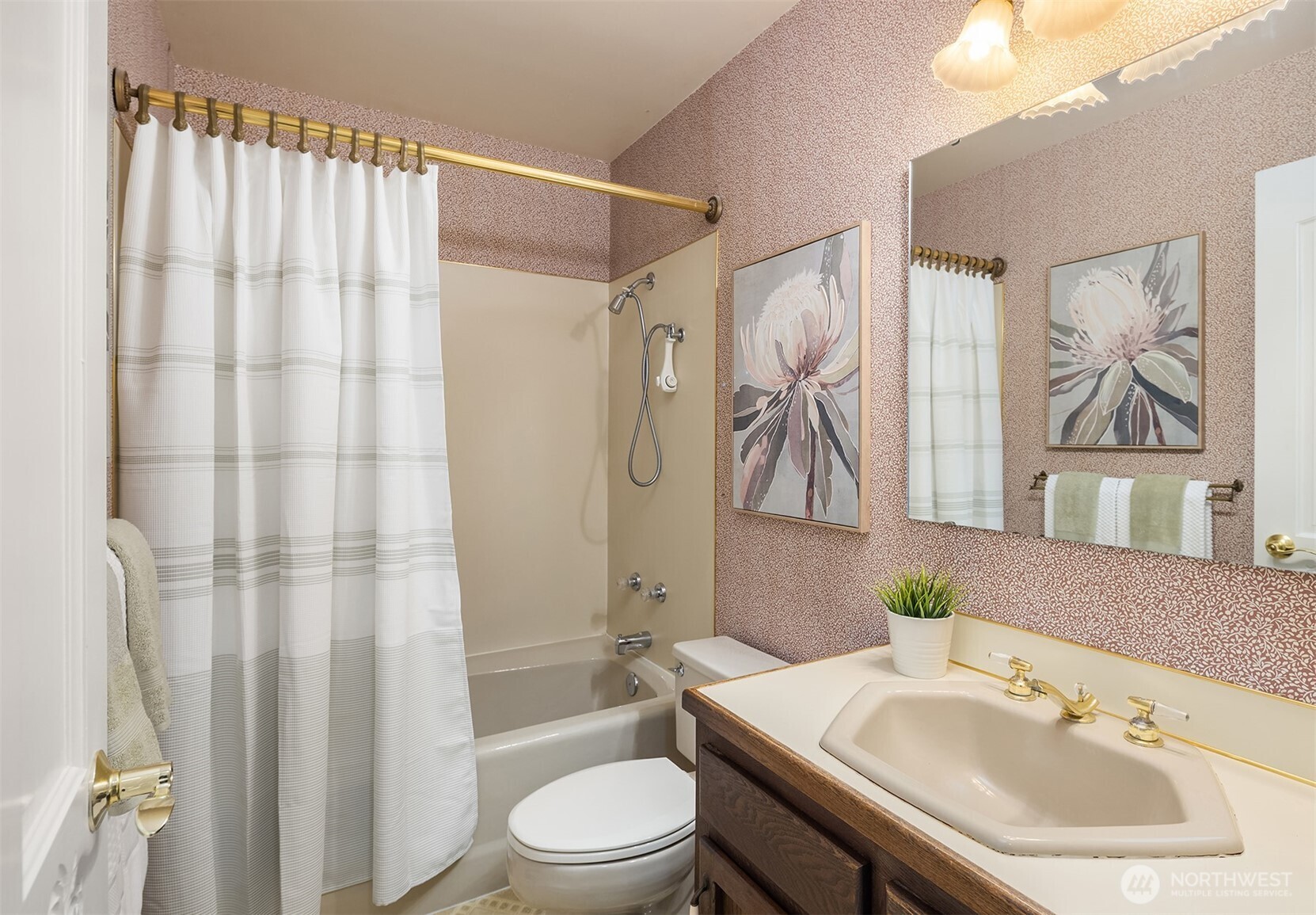 18016 Snohomish Avenue