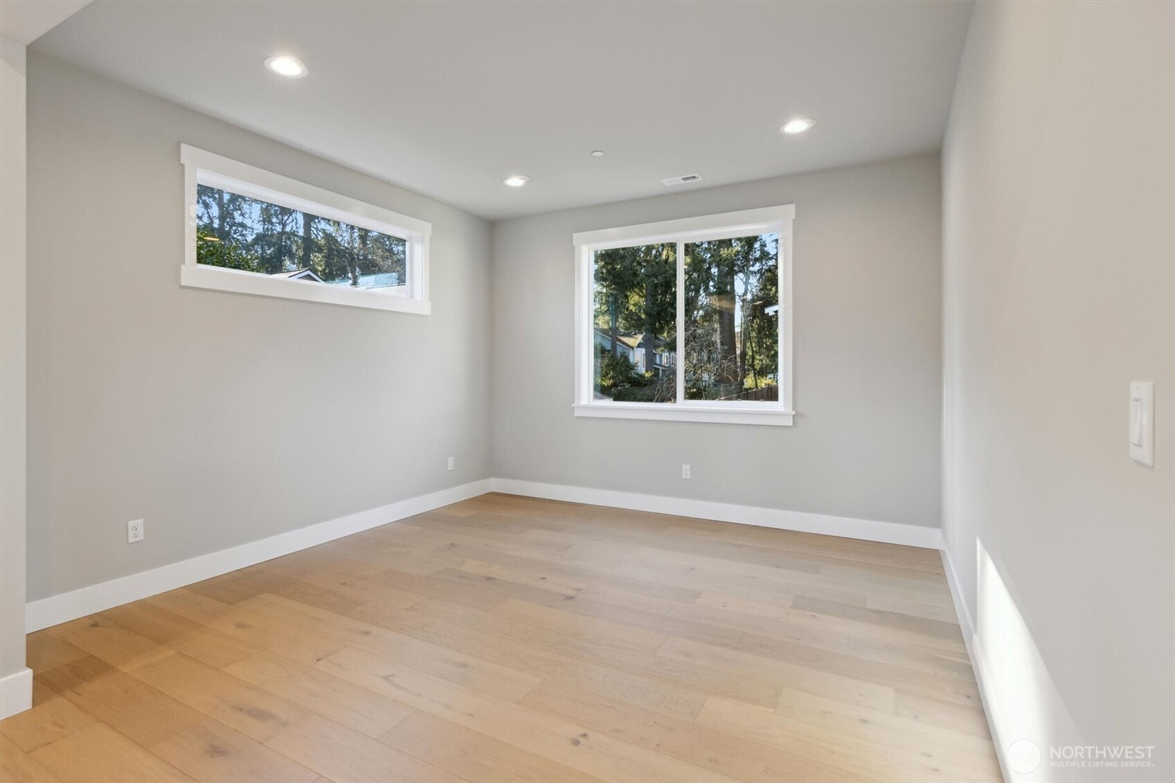 17825 N Wallingford Avenue Unit: A