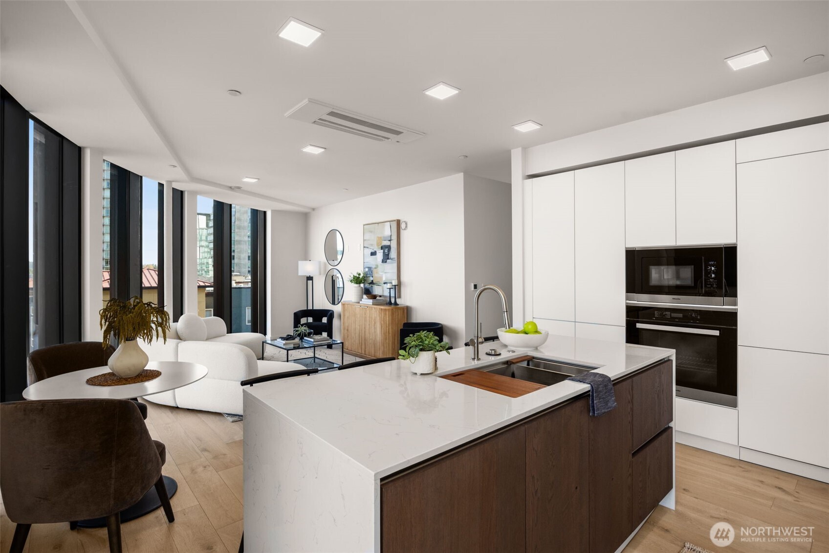 999 110th Avenue NE Unit: 500