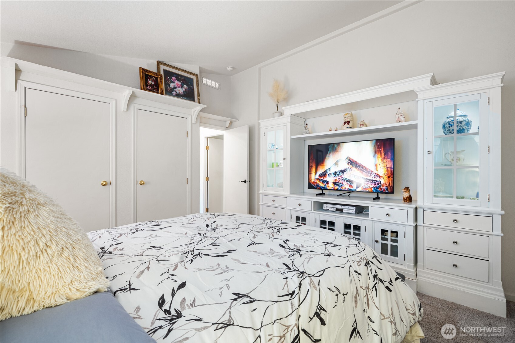 23825 15th Ave SE Unit: 40