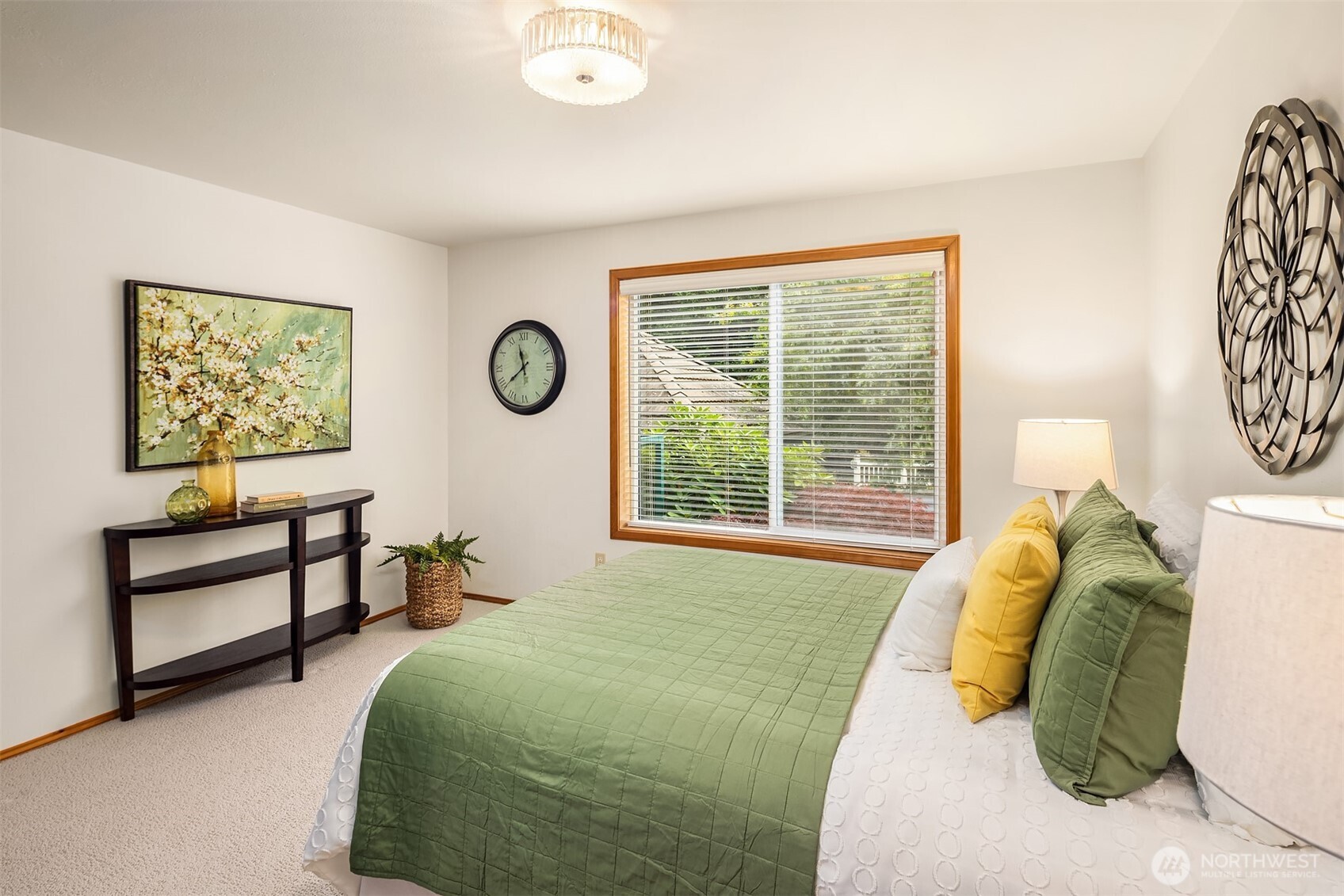 609 7th Avenue N Unit: B204