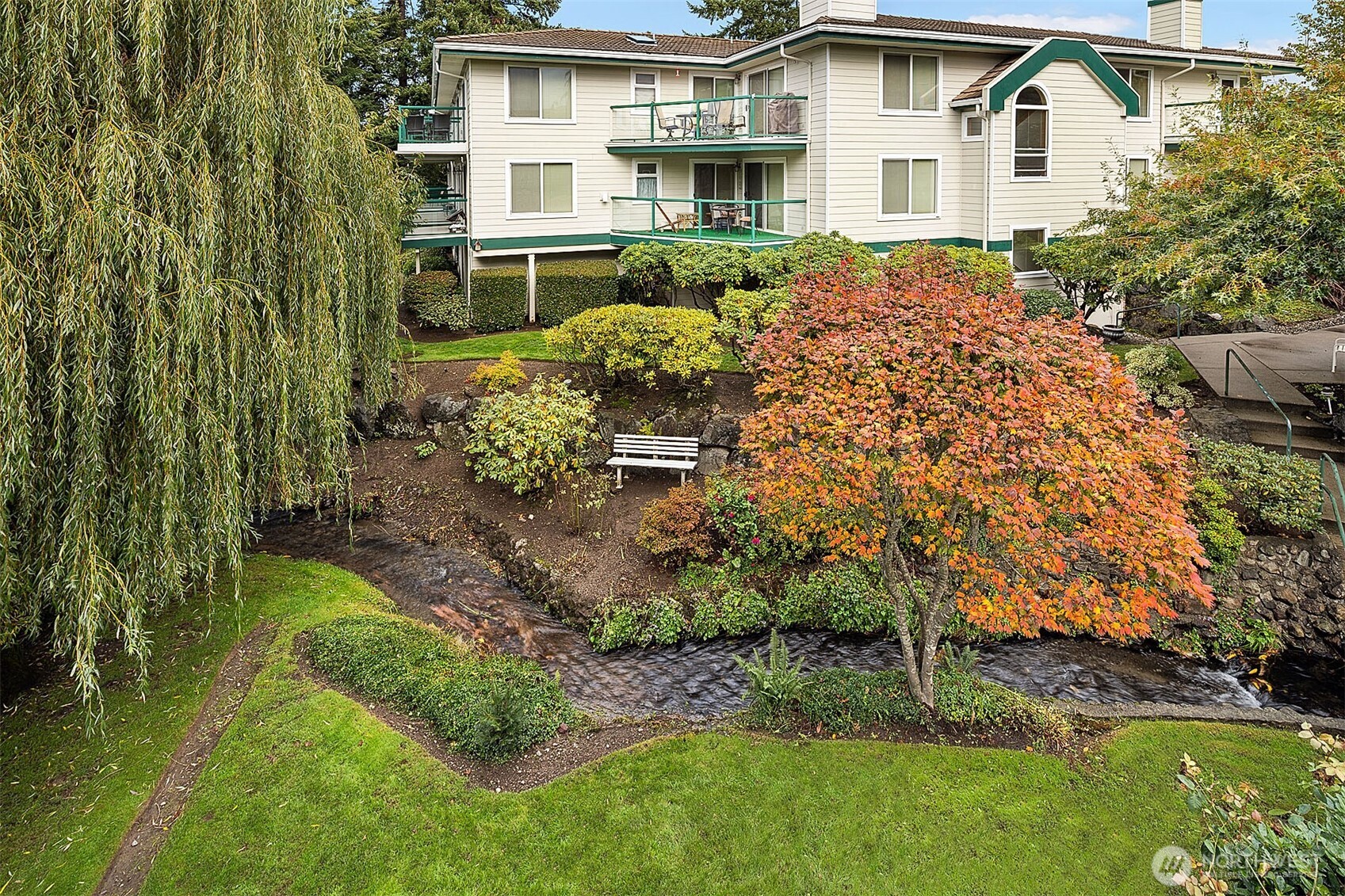 609 7th Avenue N Unit: B204