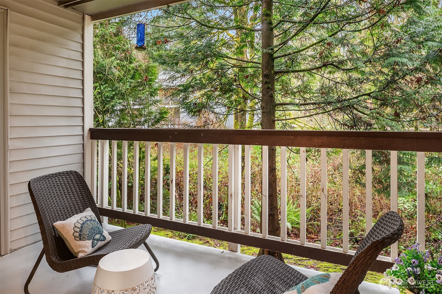 23307 Cedar Way Unit: R102