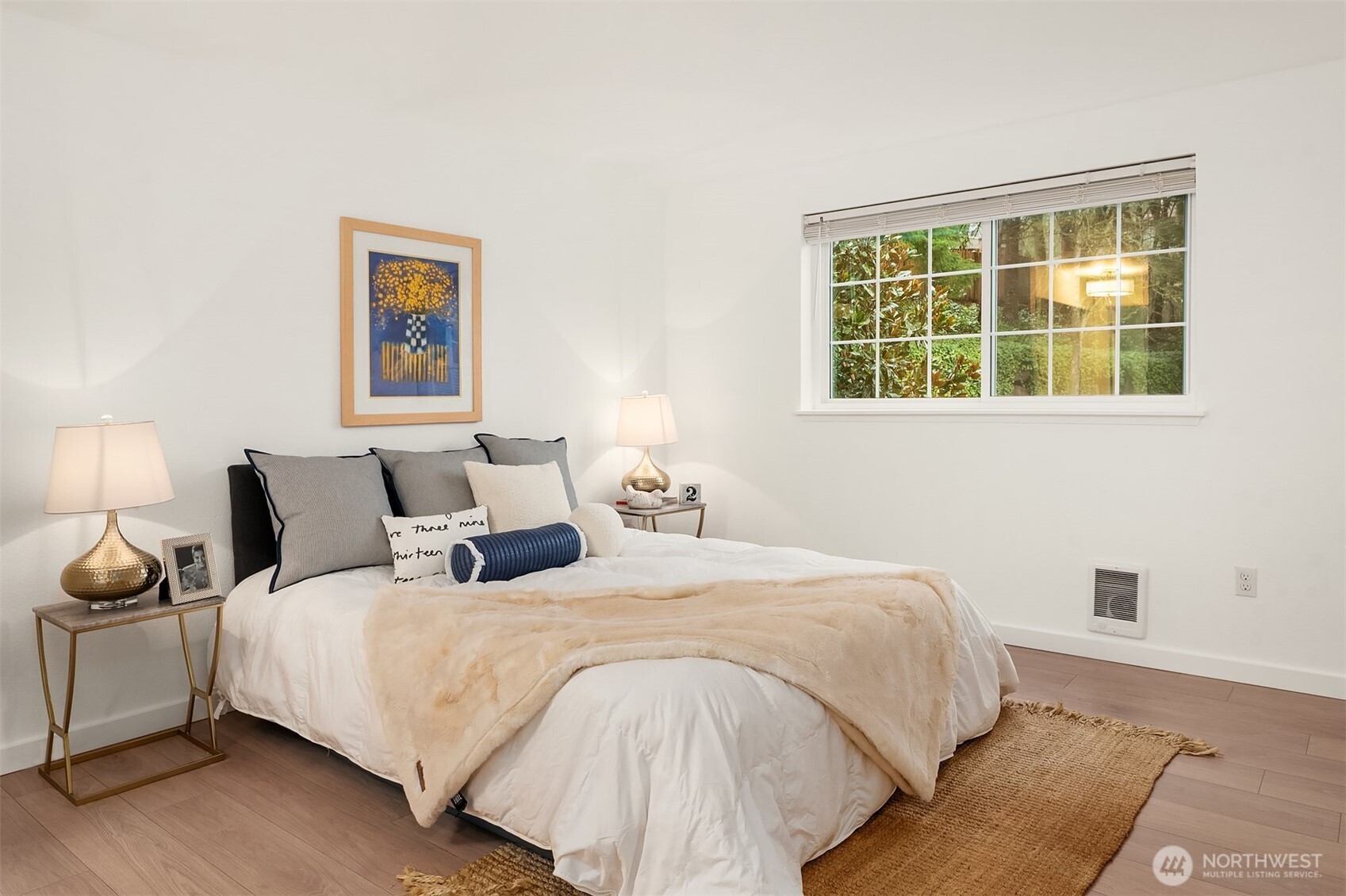 23307 Cedar Way Unit: R102