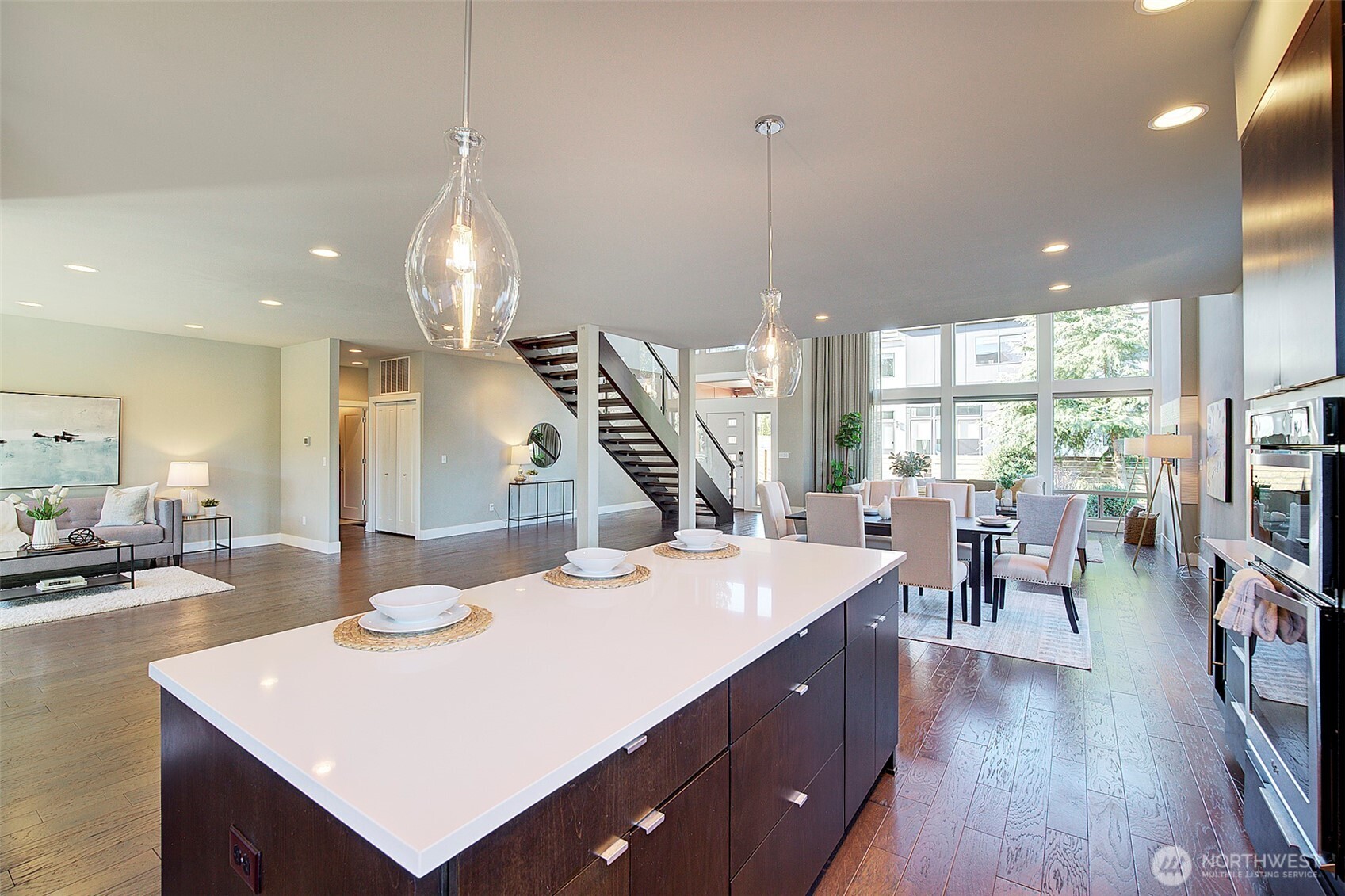 10010 Densmore Avenue N