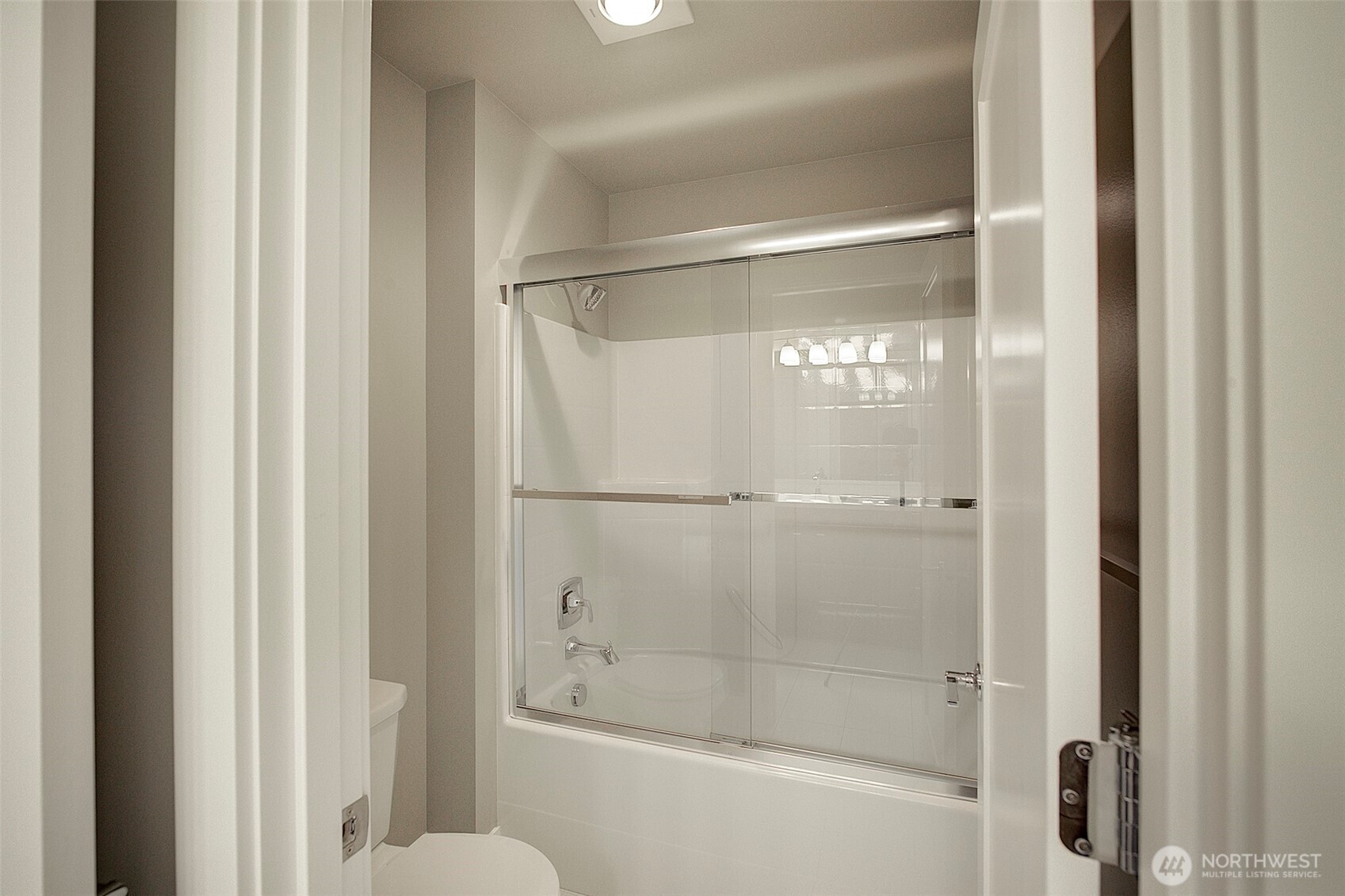 10010 Densmore Avenue N