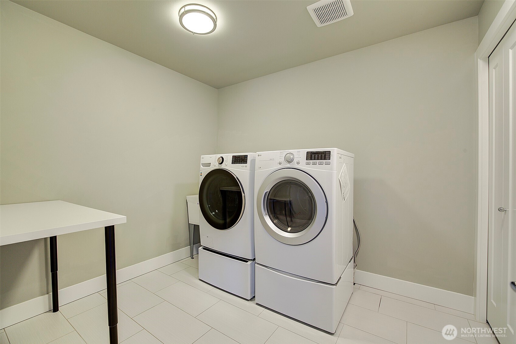 10010 Densmore Avenue N