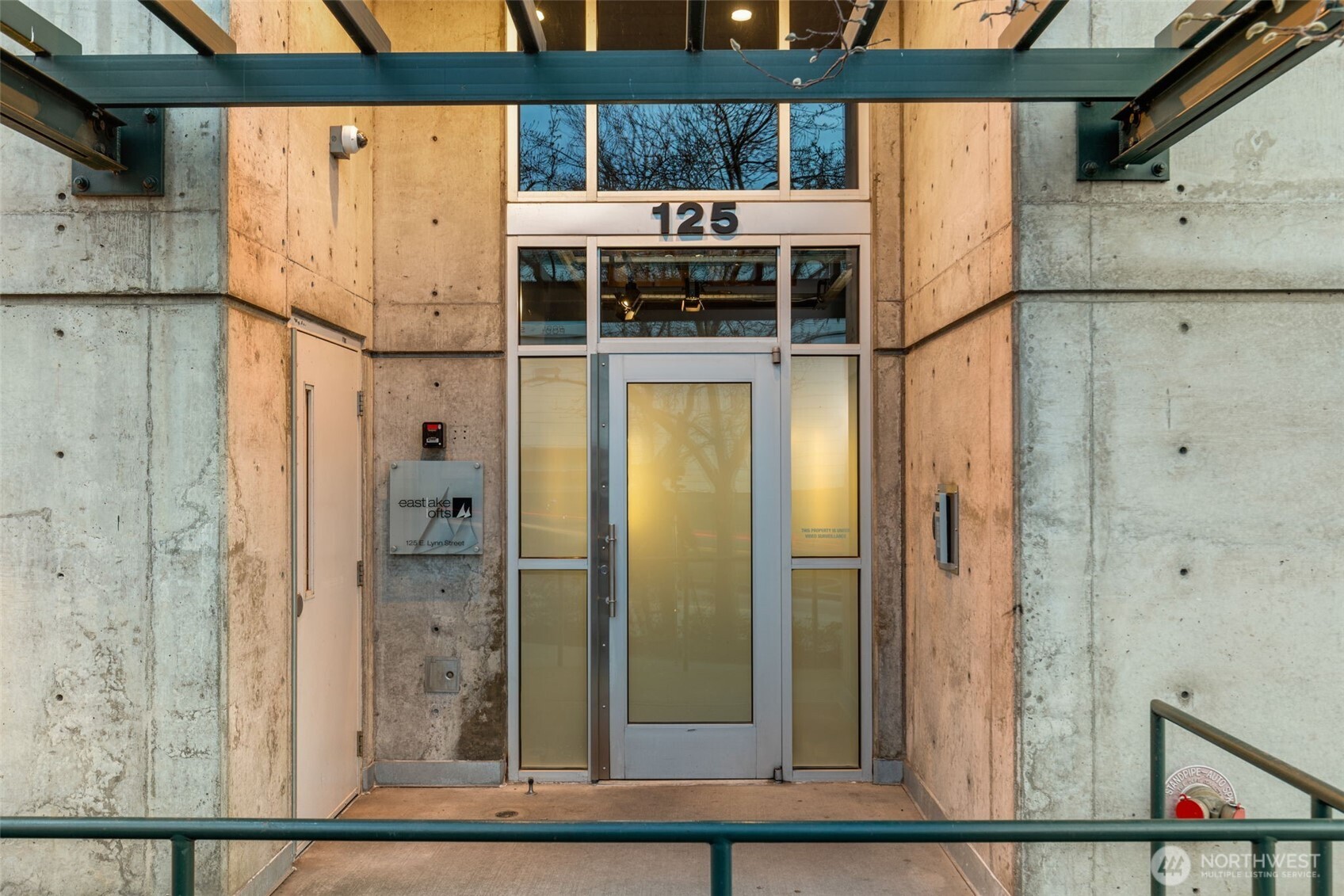 125 E Lynn Street Unit: 301