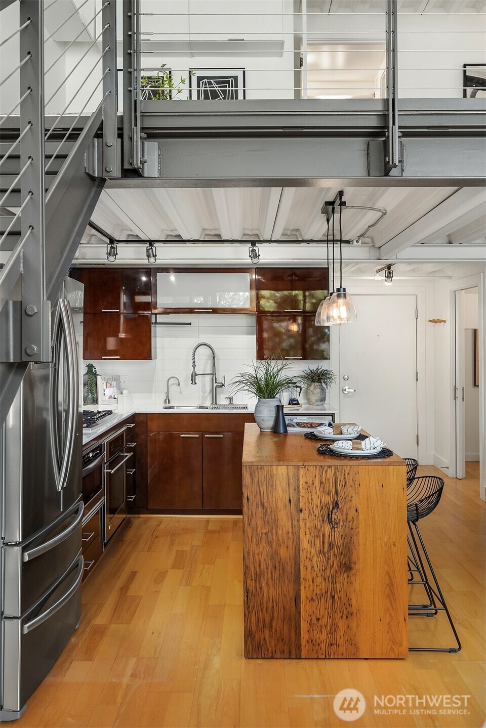 2914 E Madison Street Unit: 302