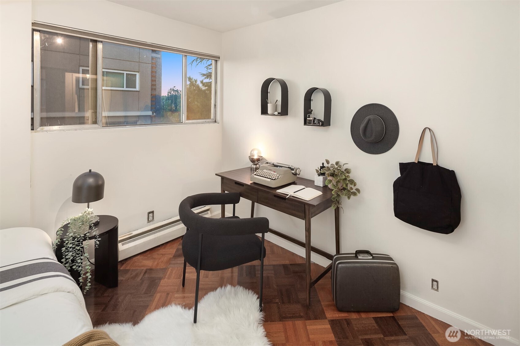 505 Belmont Avenue E Unit: 801