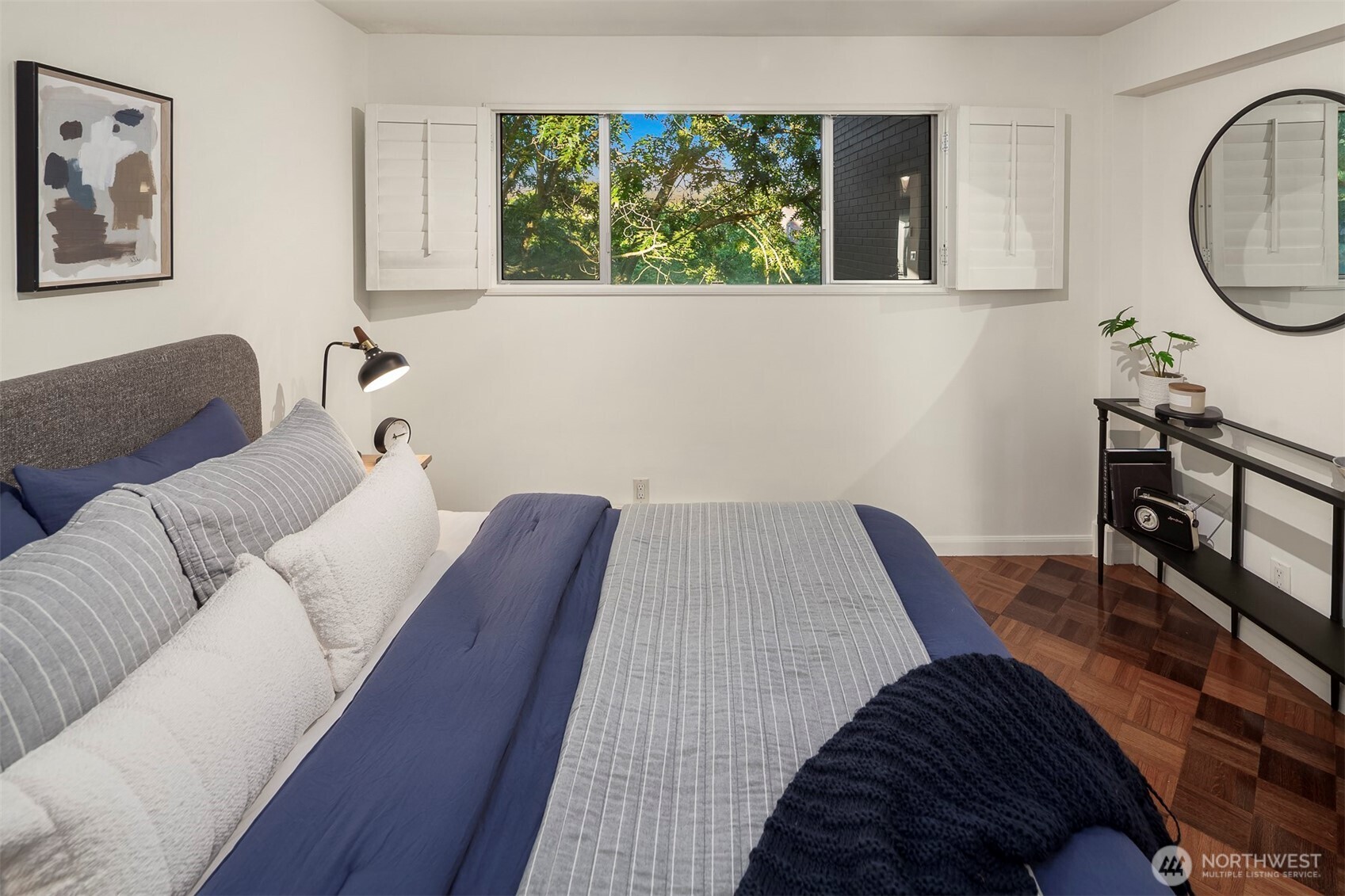 505 Belmont Avenue E Unit: 801