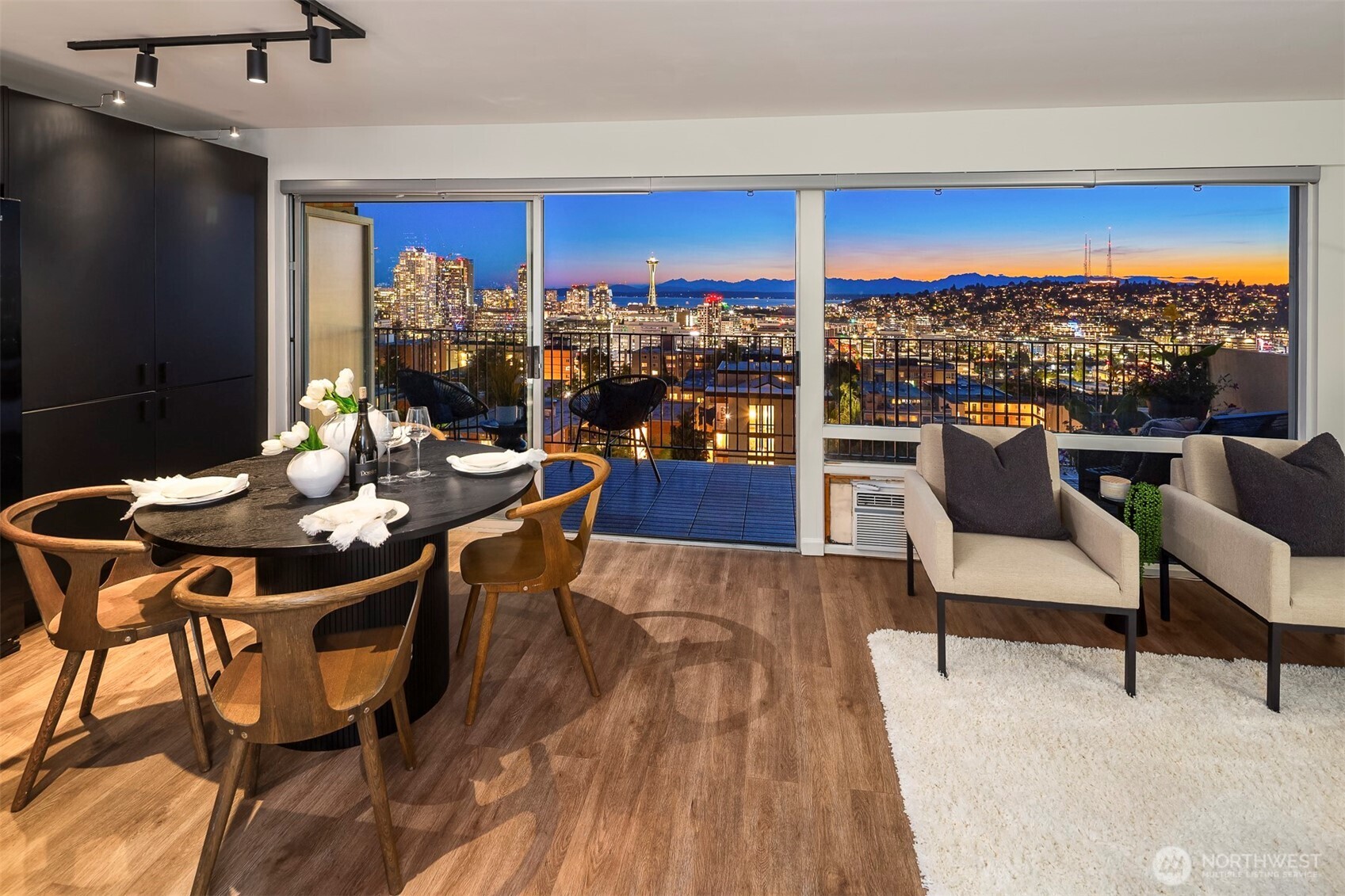 505 Belmont Avenue E Unit: 801