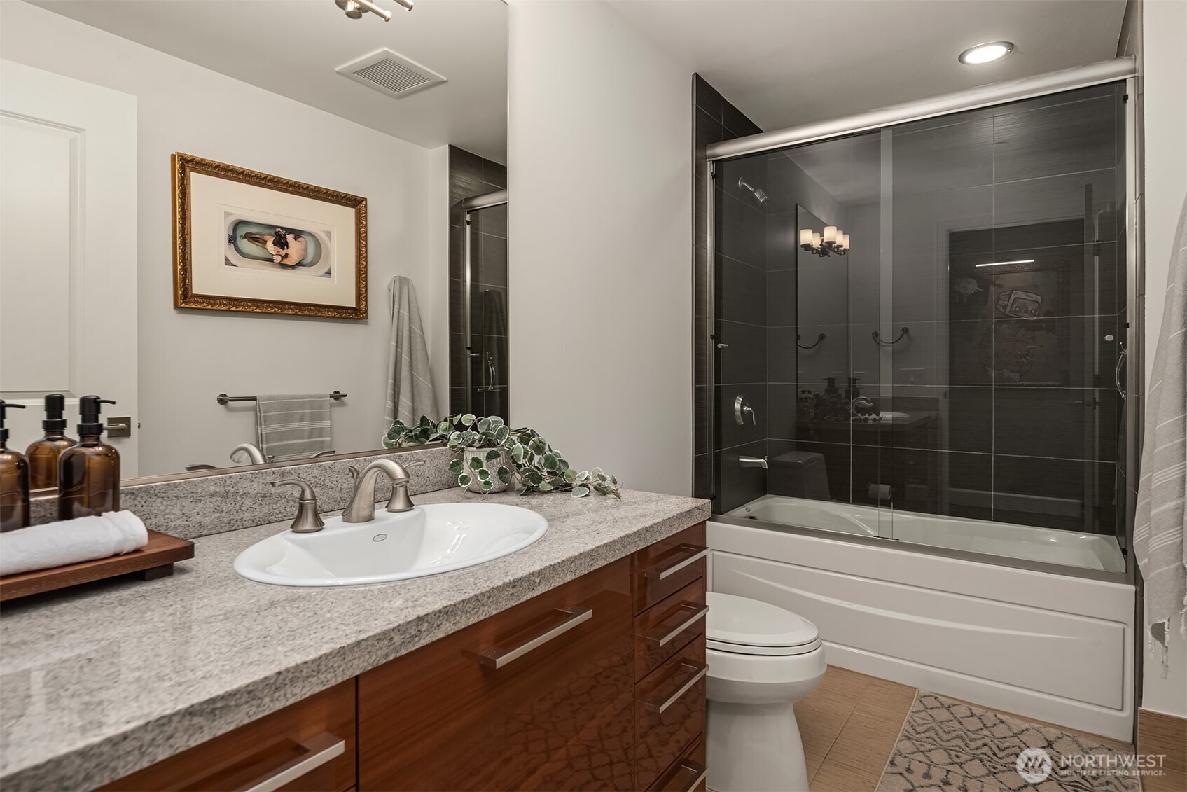 1920 4th Avenue Unit: 2202