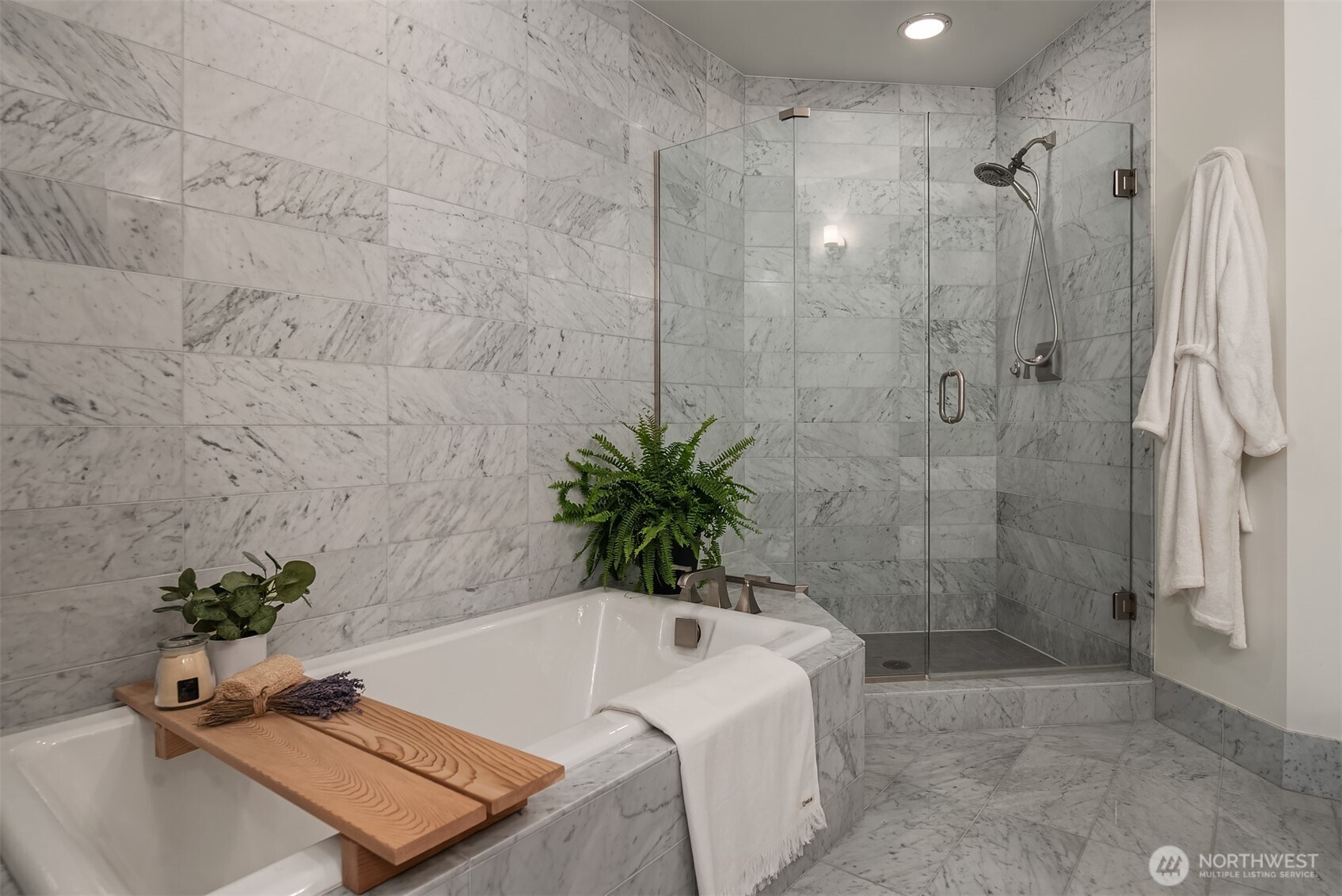 1920 4th Avenue Unit: 2202