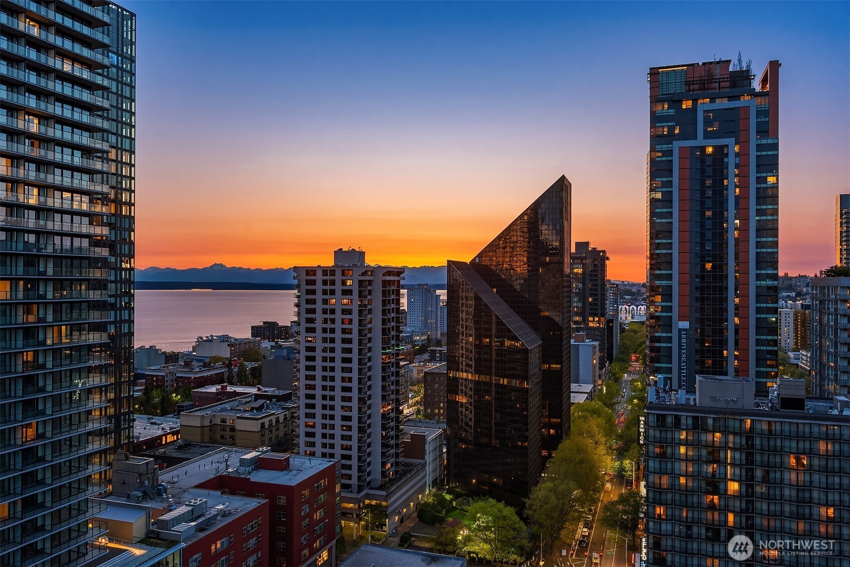 1920 4th Avenue Unit: 2202