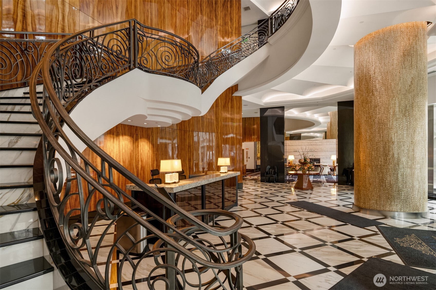 1920 4th Avenue Unit: 2202