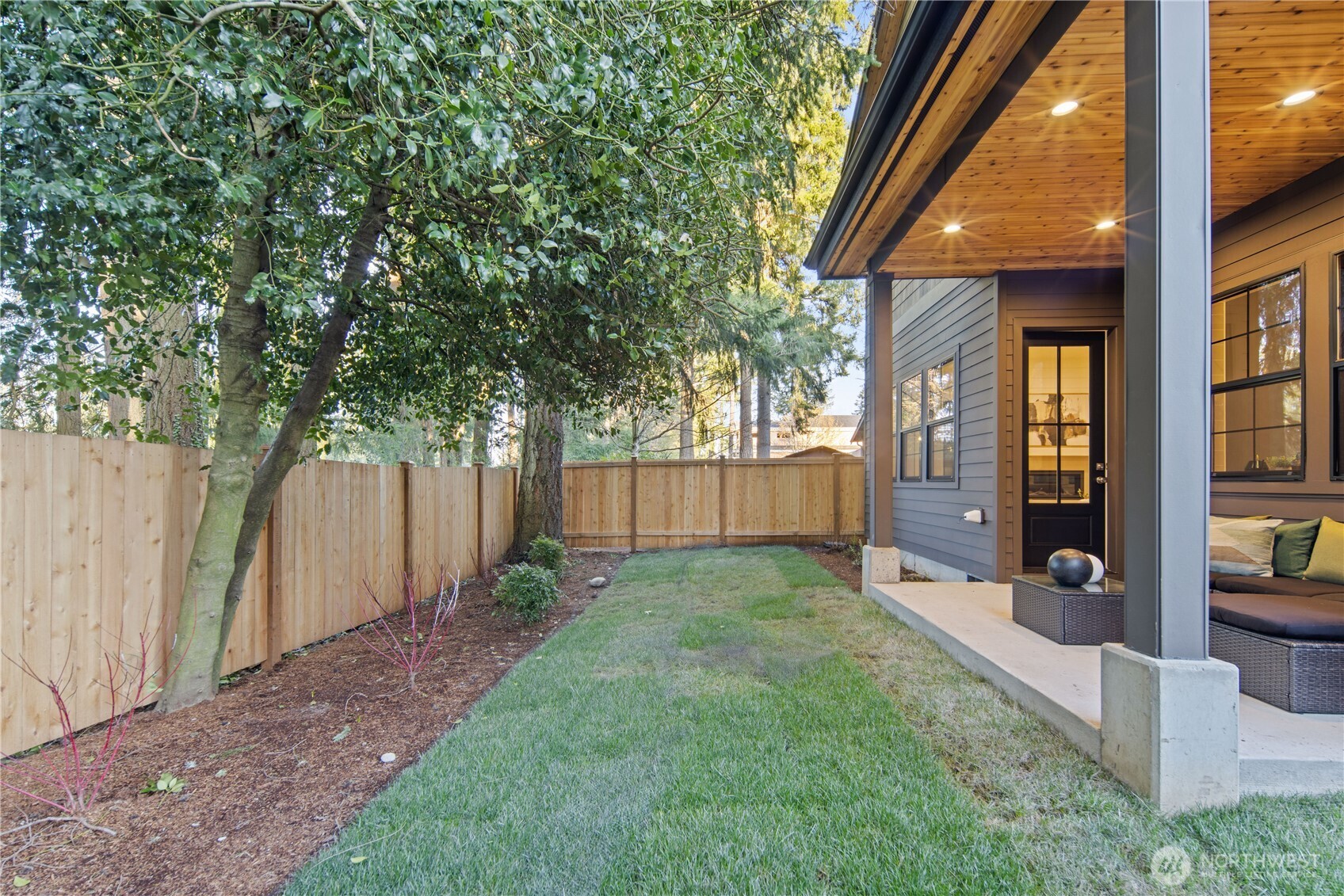 16654 NE 12th Street