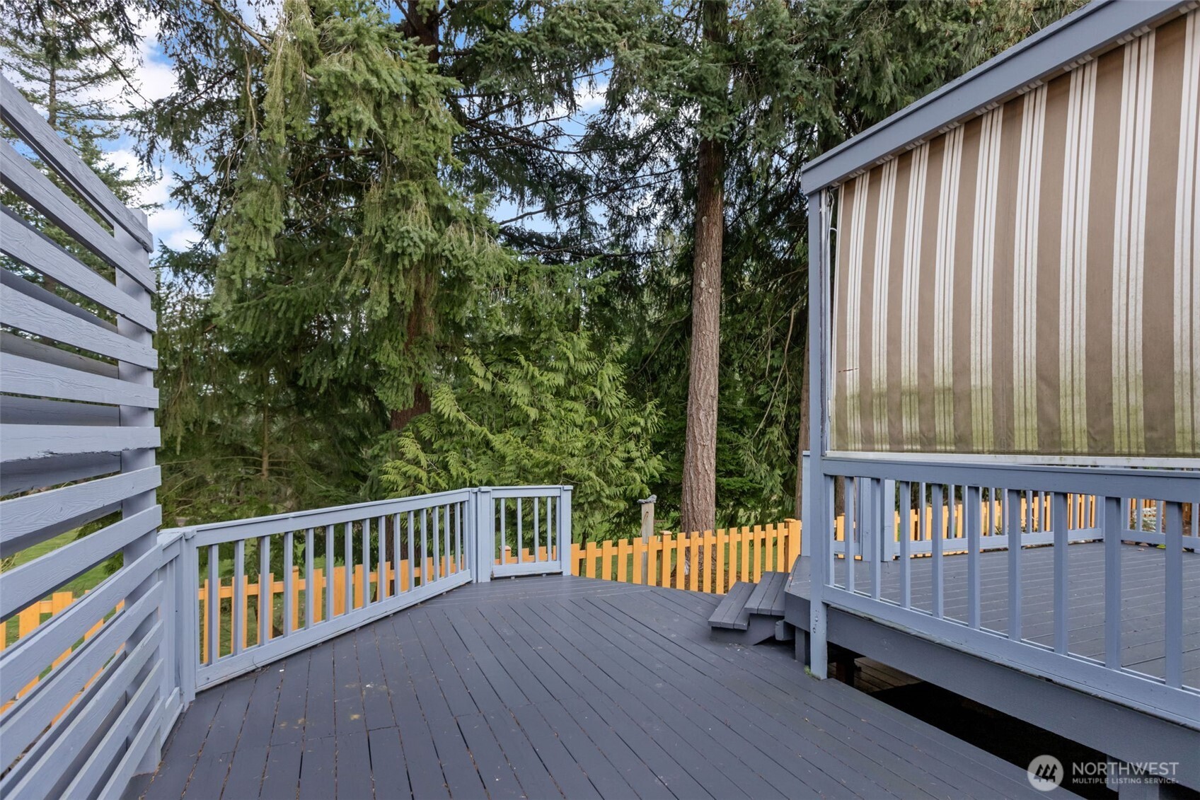 25600 Lake Wilderness Country Club Drive SE