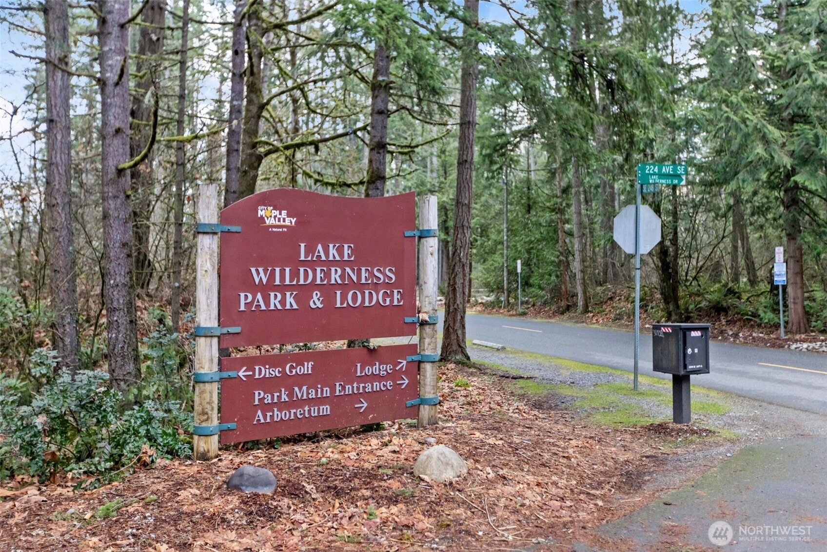 25600 Lake Wilderness Country Club Drive SE