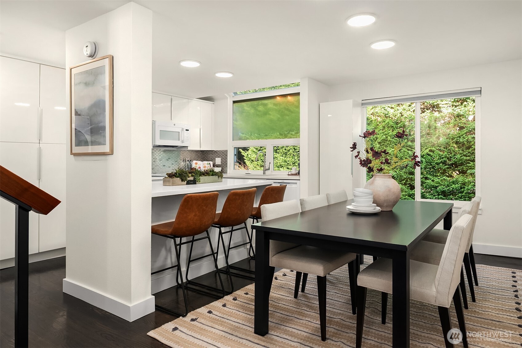 202 W Olympic Place Unit: 405