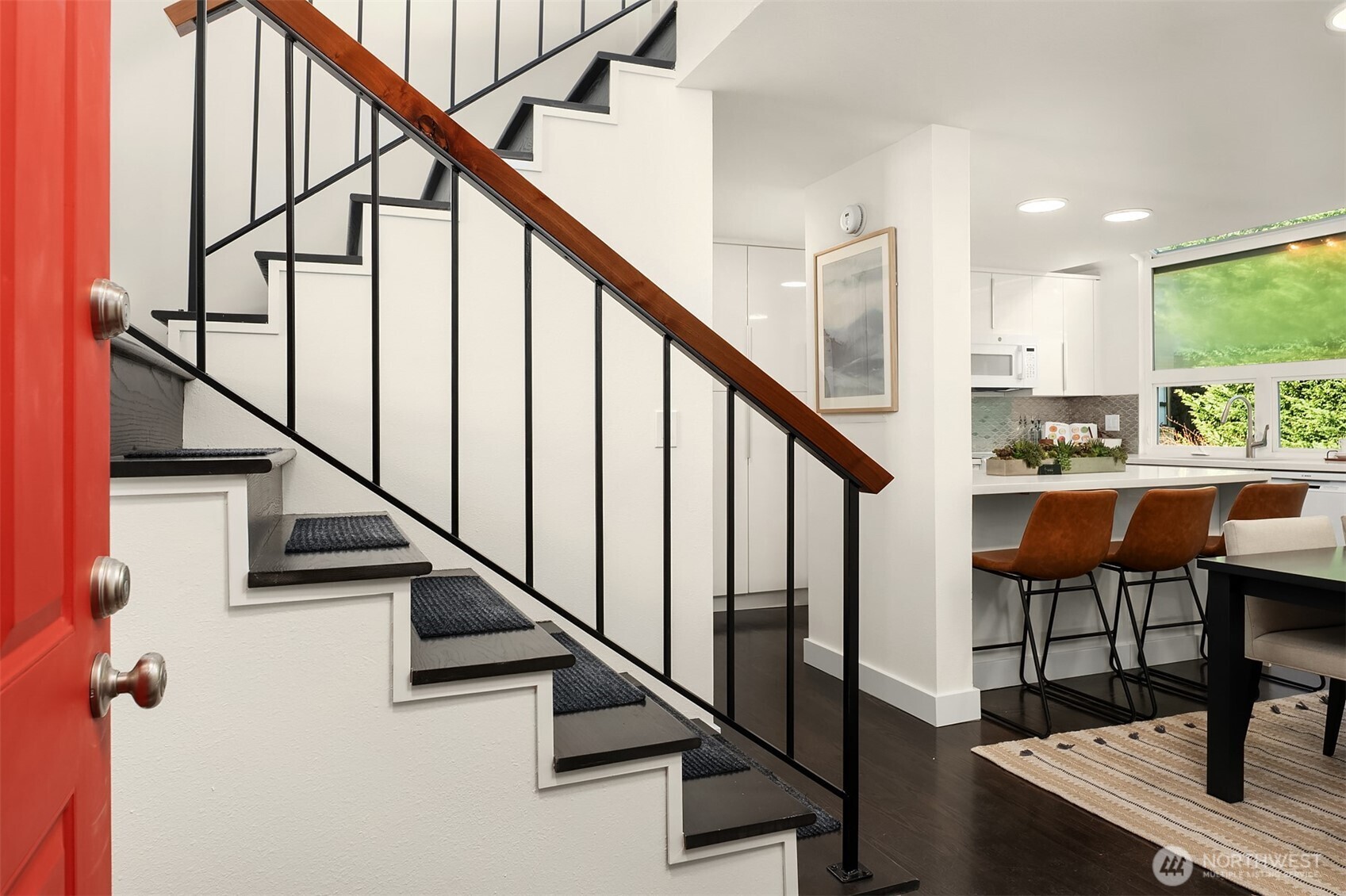 202 W Olympic Place Unit: 405