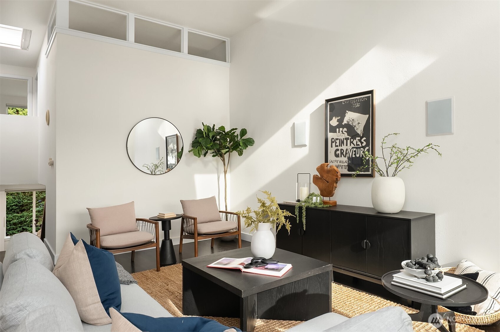 202 W Olympic Place Unit: 405