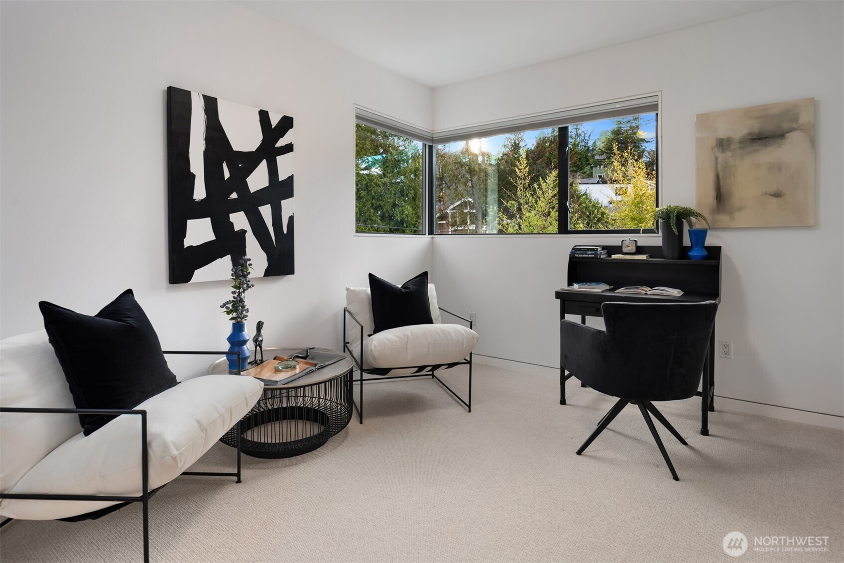 2606 E Garfield Street