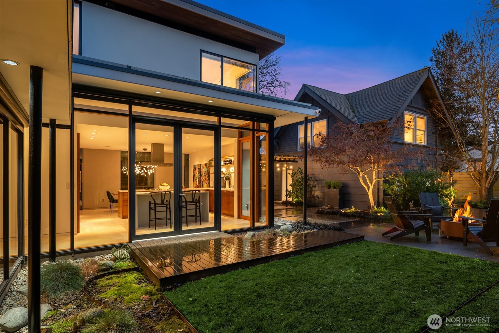 2606 E Garfield Street