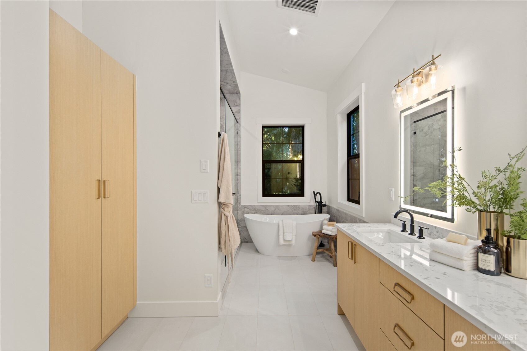 16654 NE 12th Street