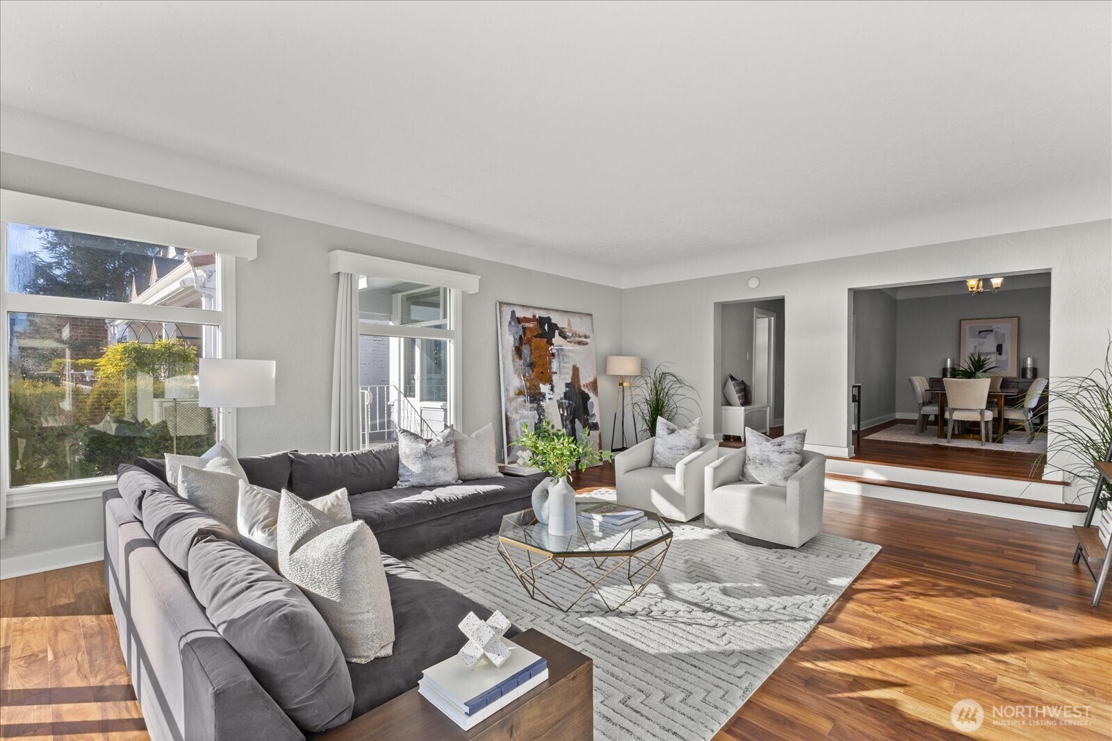 307 W Highland Drive