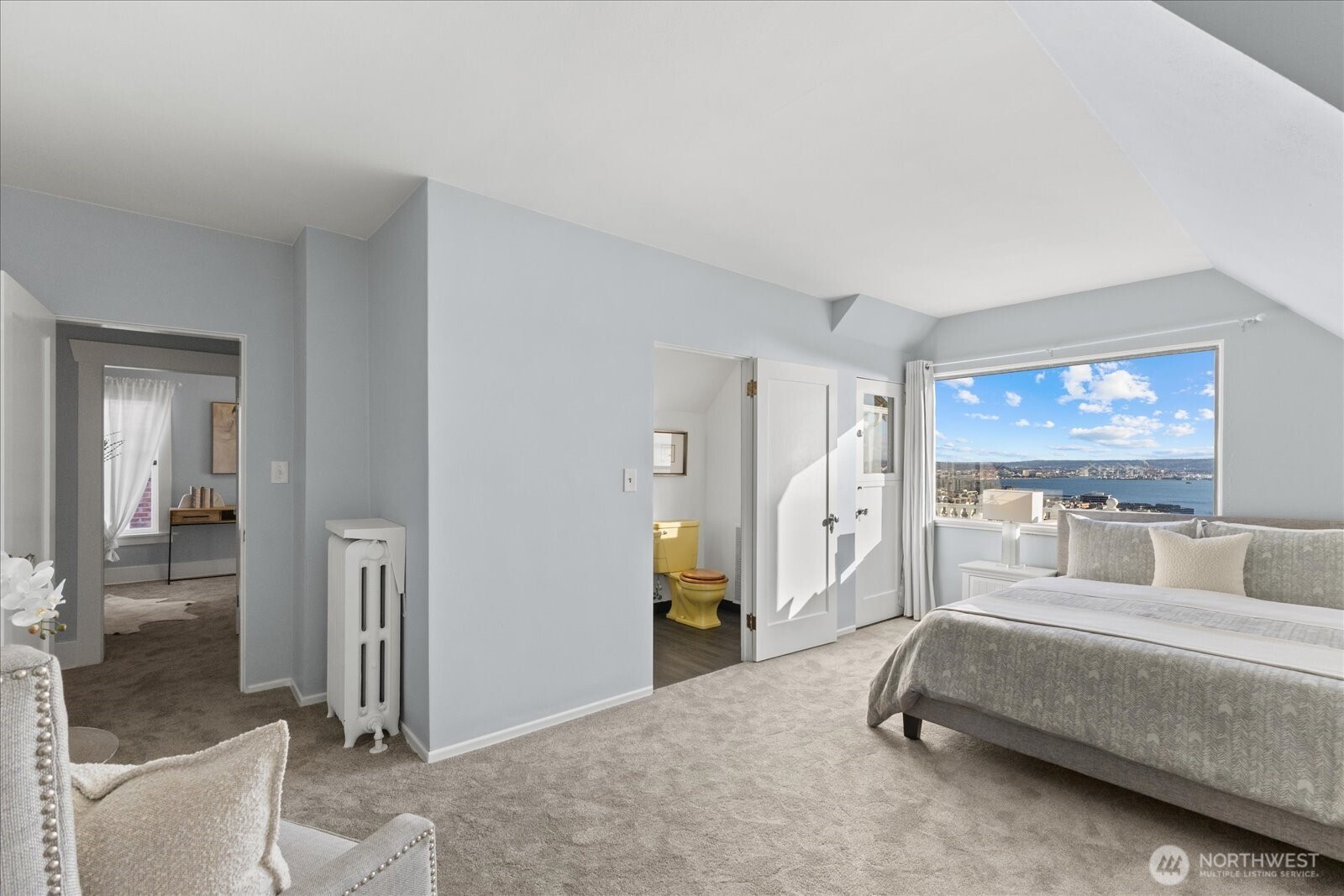 307 W Highland Drive