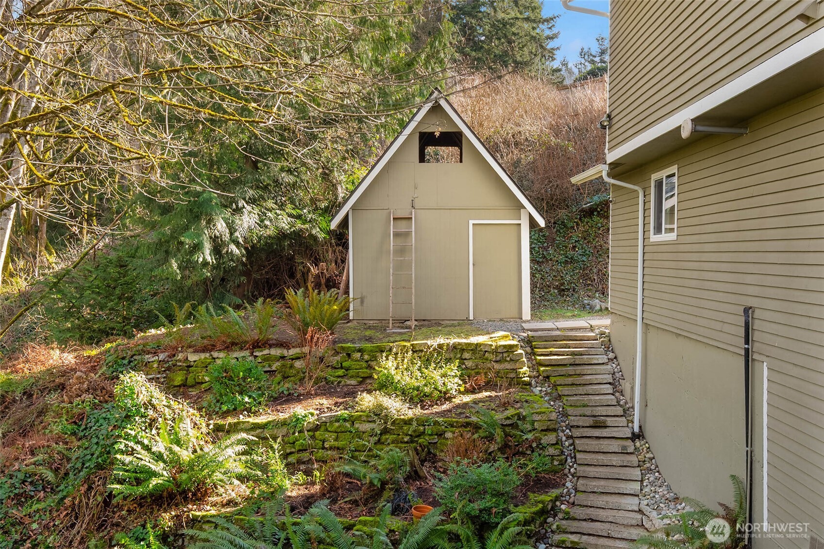 11925 Maplewood Avenue