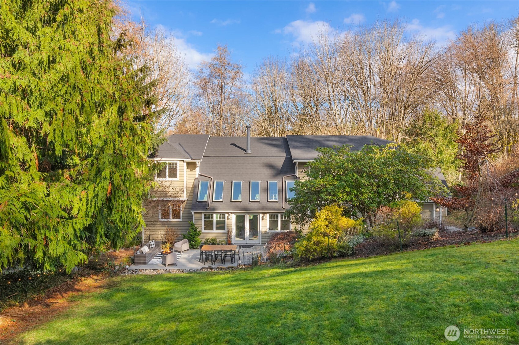 11925 Maplewood Avenue