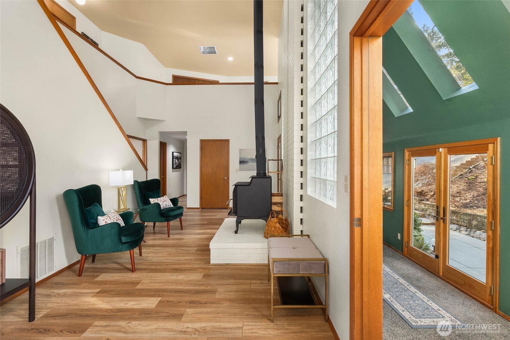 11925 Maplewood Avenue