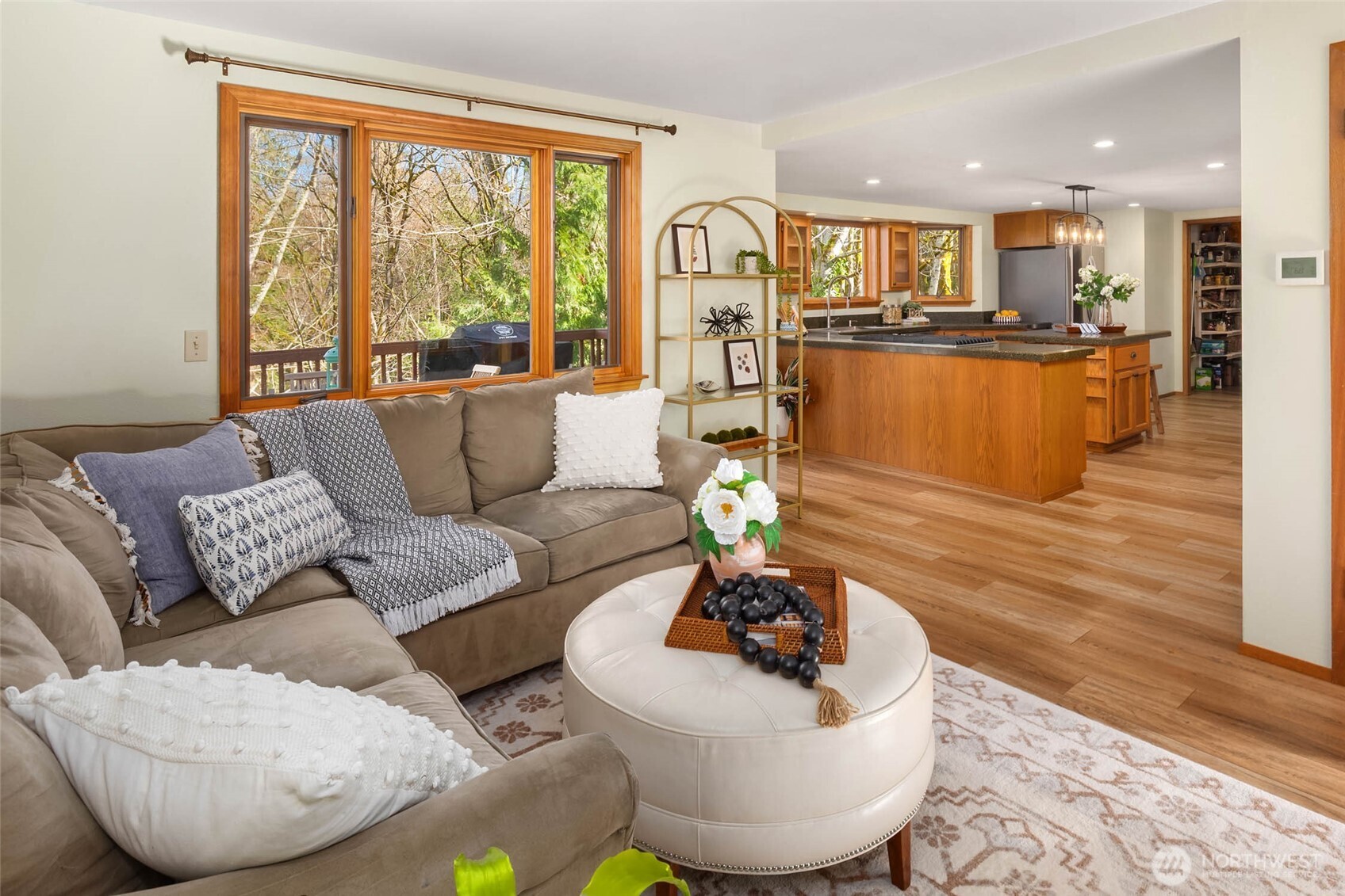 11925 Maplewood Avenue