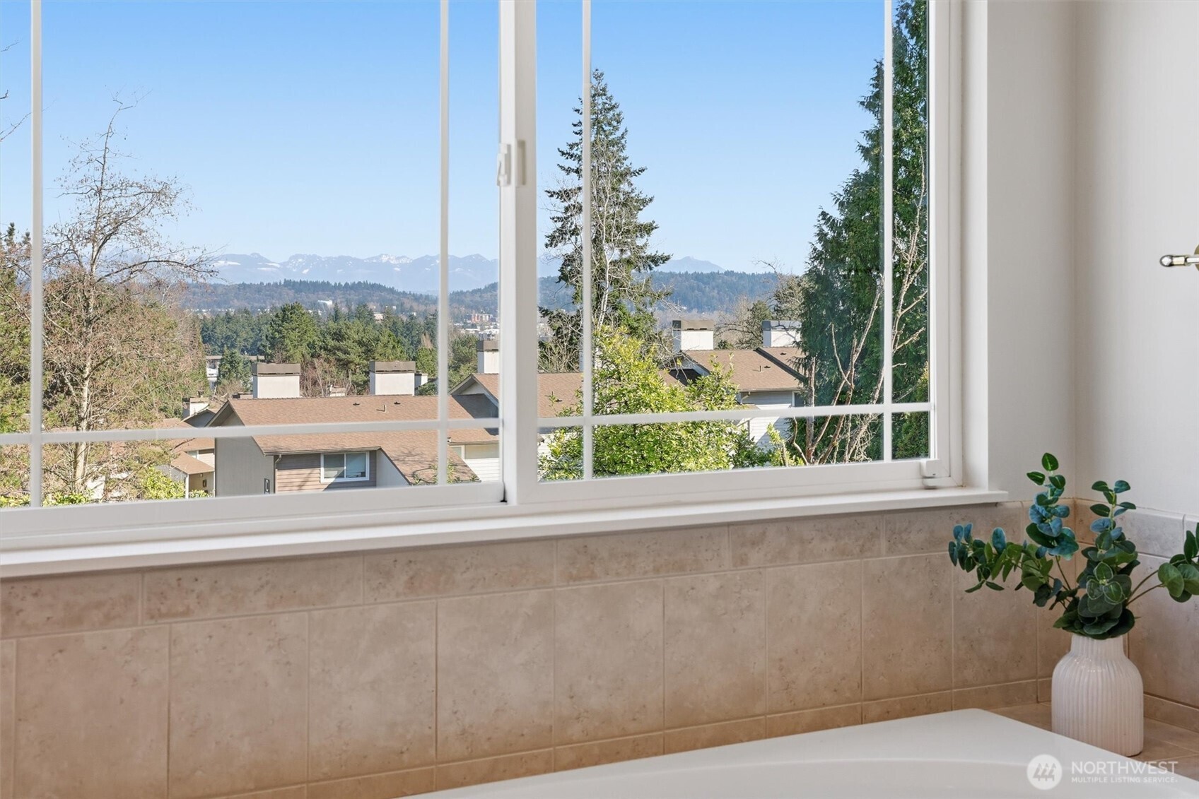 7741 152nd Avenue NE