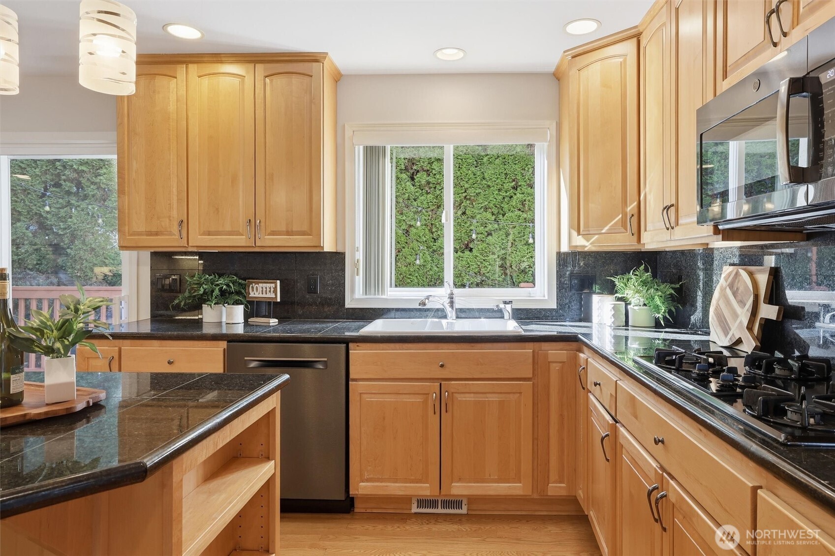 7741 152nd Avenue NE