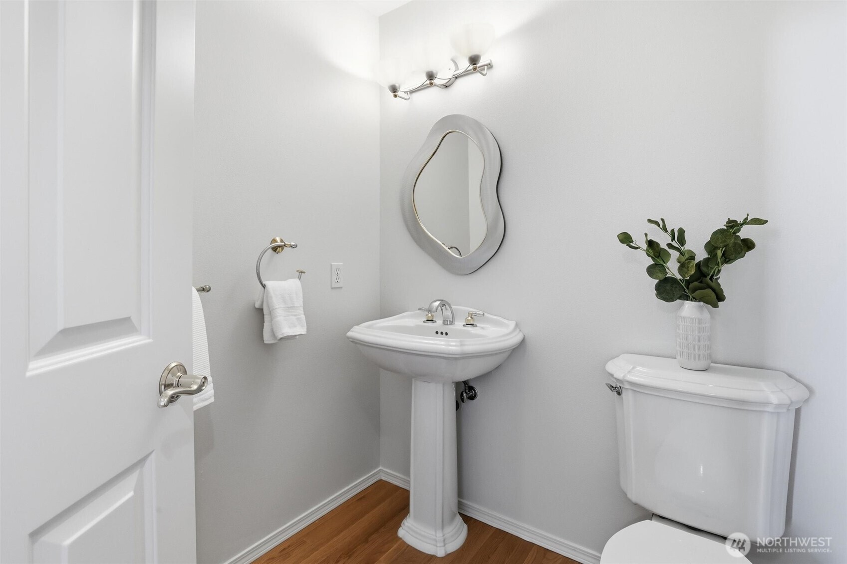 7741 152nd Avenue NE